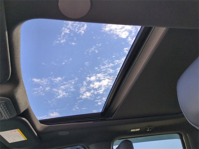 2025 Ford Super Duty F-350 SRW Platinum