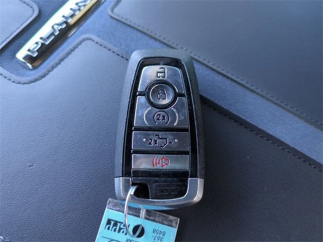 2025 Ford Super Duty F-350 SRW Platinum