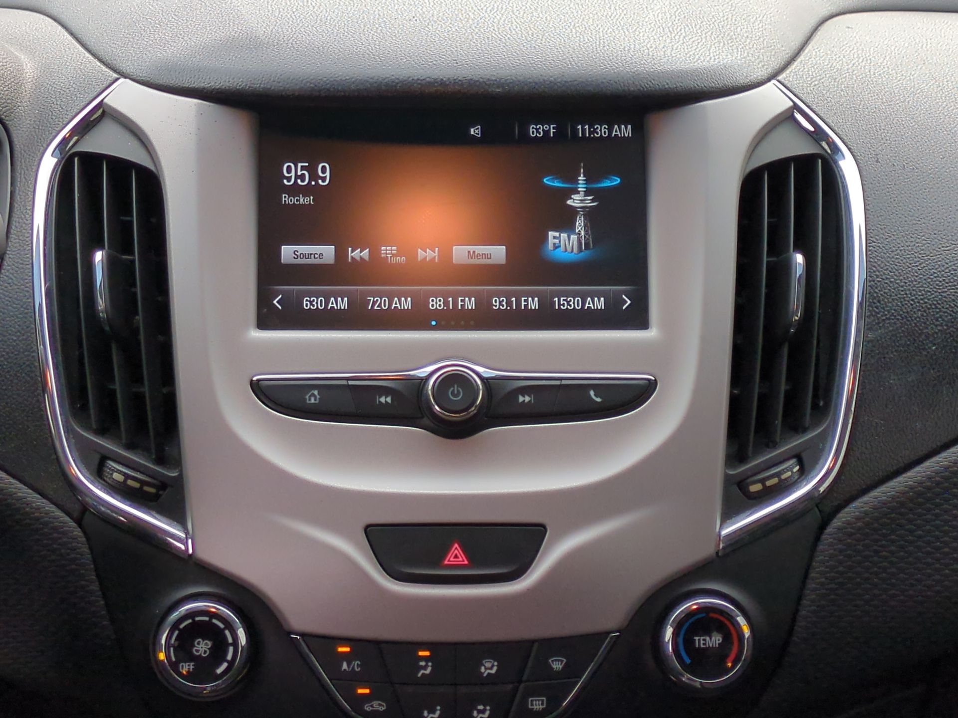 2017 Chevrolet Cruze LS