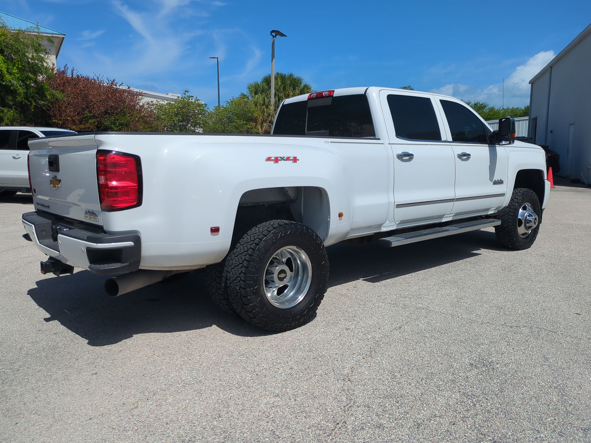 2015 Chevrolet Silverado 3500 HD High Country