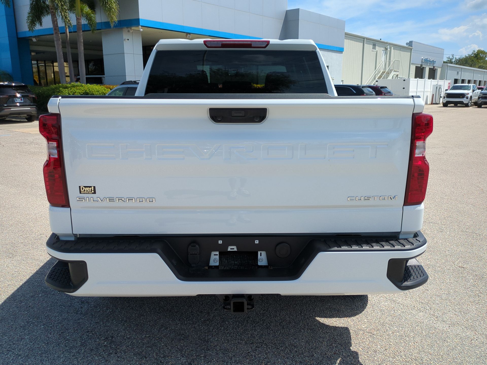 2025 Chevrolet Silverado 1500 Custom