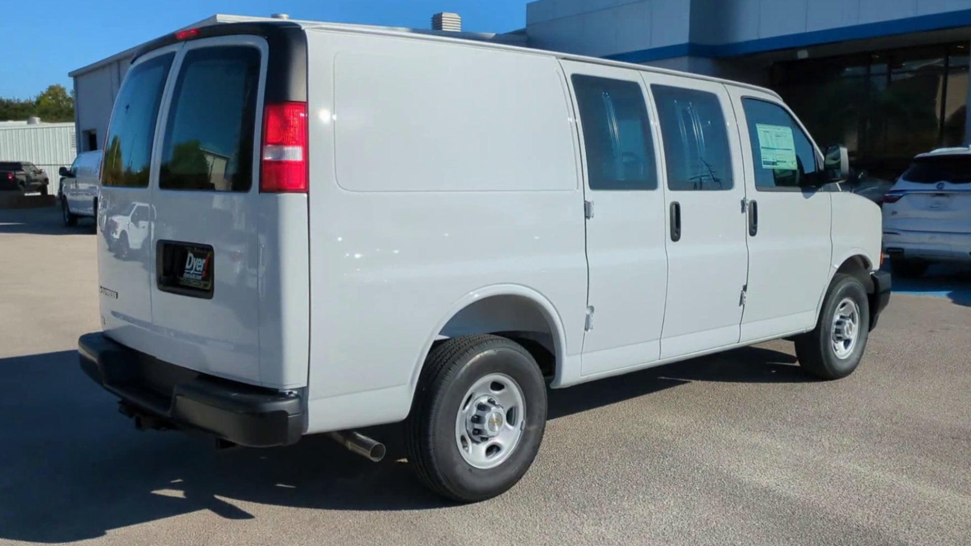 2025 Chevrolet Express Cargo 2500 WT