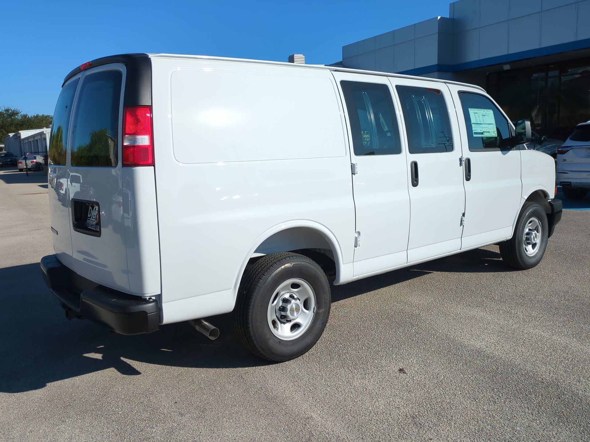 2025 Chevrolet Express Cargo 2500 WT