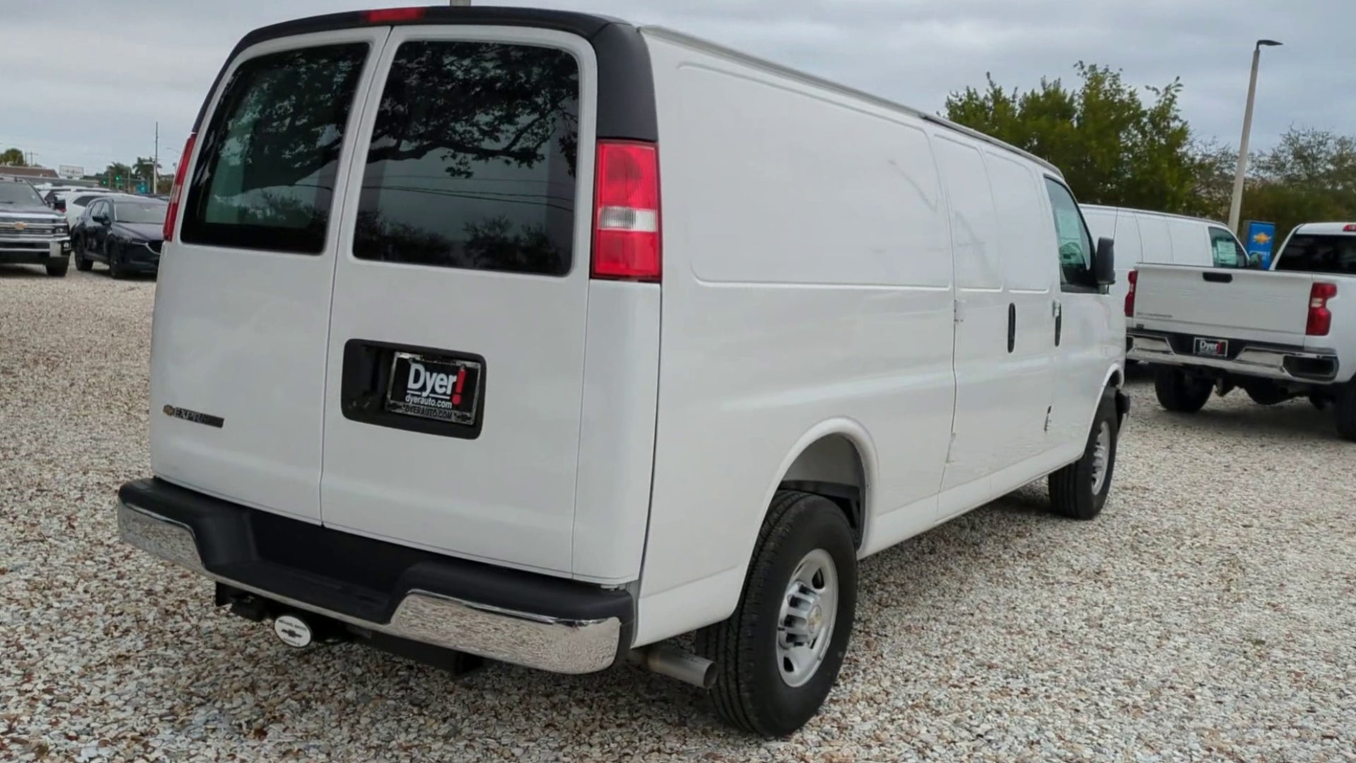 2025 Chevrolet Express Cargo 2500 WT