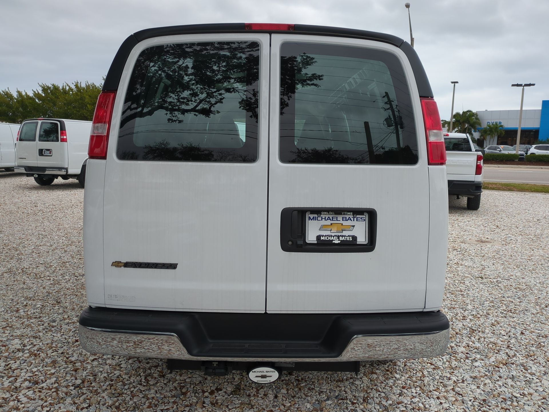 2025 Chevrolet Express Cargo 2500 WT