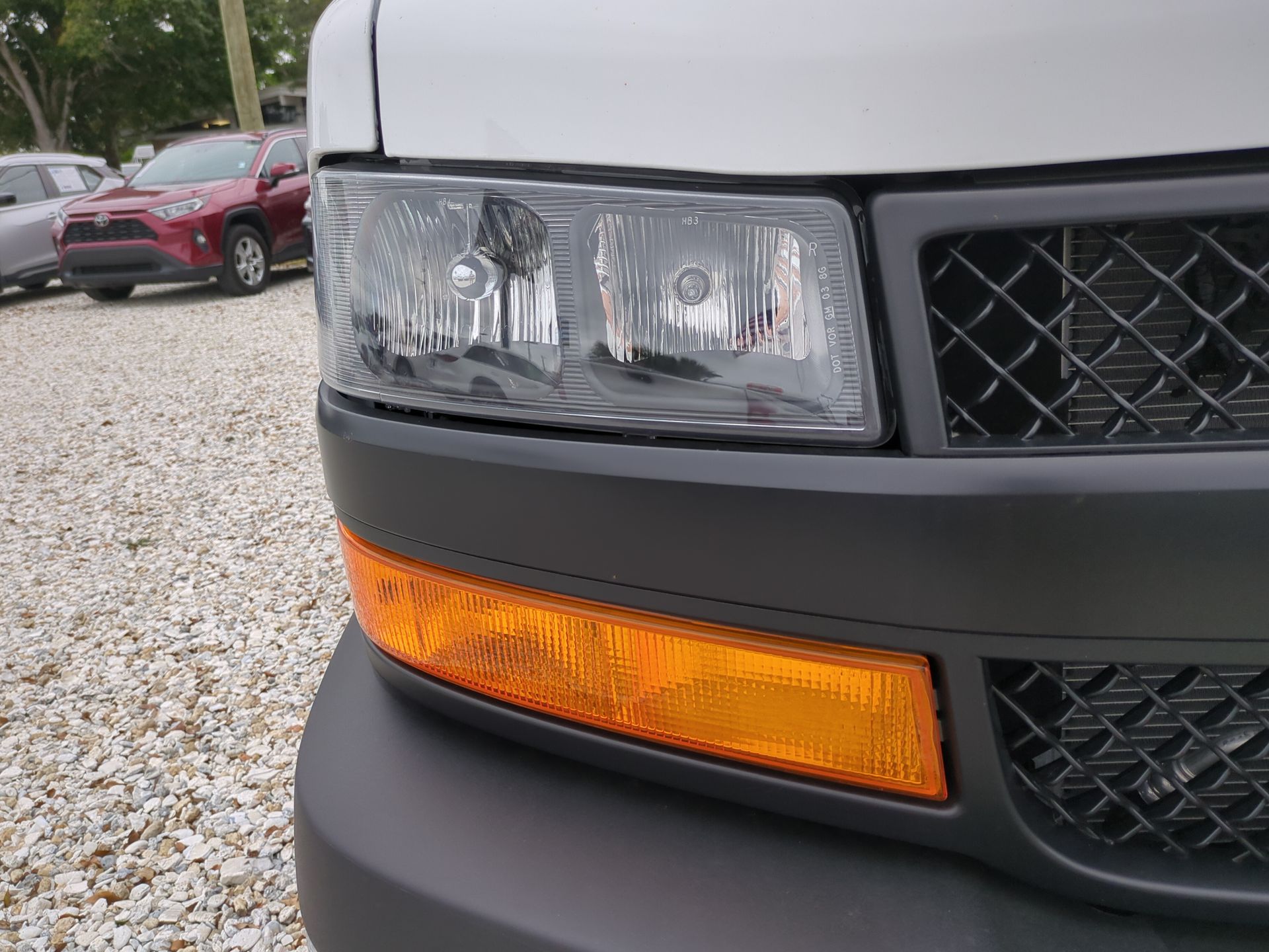 2025 Chevrolet Express Cargo WT