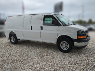 2025 Chevrolet Express Cargo WT