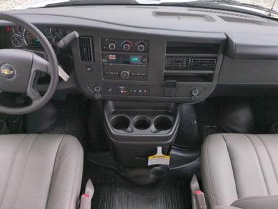 2025 Chevrolet Express Cargo WT