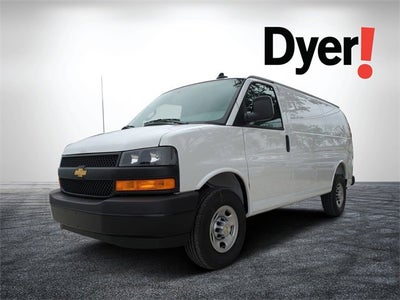 2025 Chevrolet Express Cargo 3500 WT