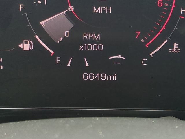 2025 GMC Yukon Elevation