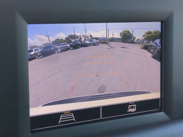 2023 Chevrolet Suburban LS