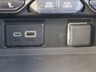 2024 Chevrolet Suburban LT