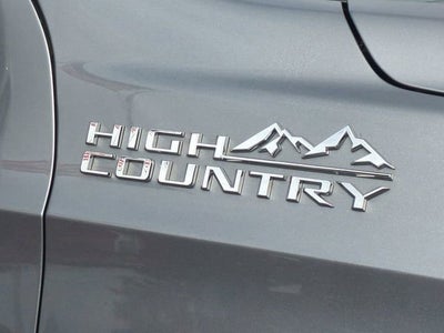2022 Chevrolet Suburban High Country