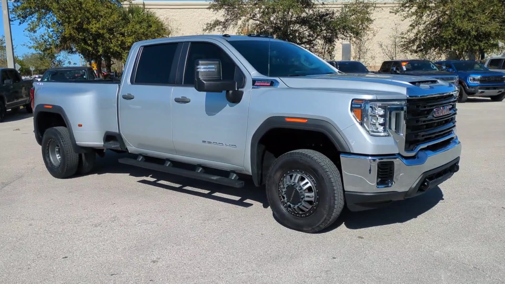2023 GMC Sierra 3500 HD Pro DRW