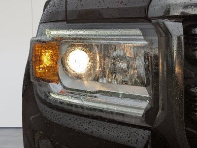 2022 GMC Canyon AT4 - Leather