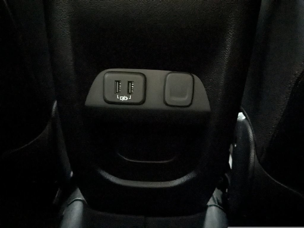 2022 GMC Canyon AT4 - Leather