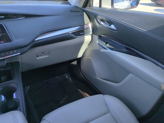 2021 Cadillac XT4 Luxury