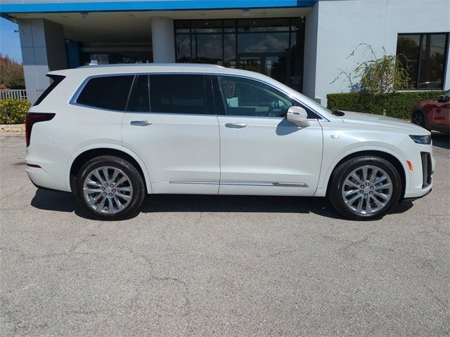 2023 Cadillac XT6 Premium Luxury