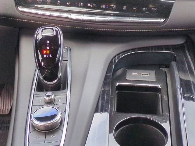 2022 Cadillac Escalade Sport