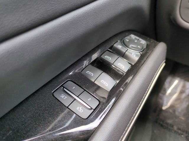 2022 Cadillac Escalade Sport