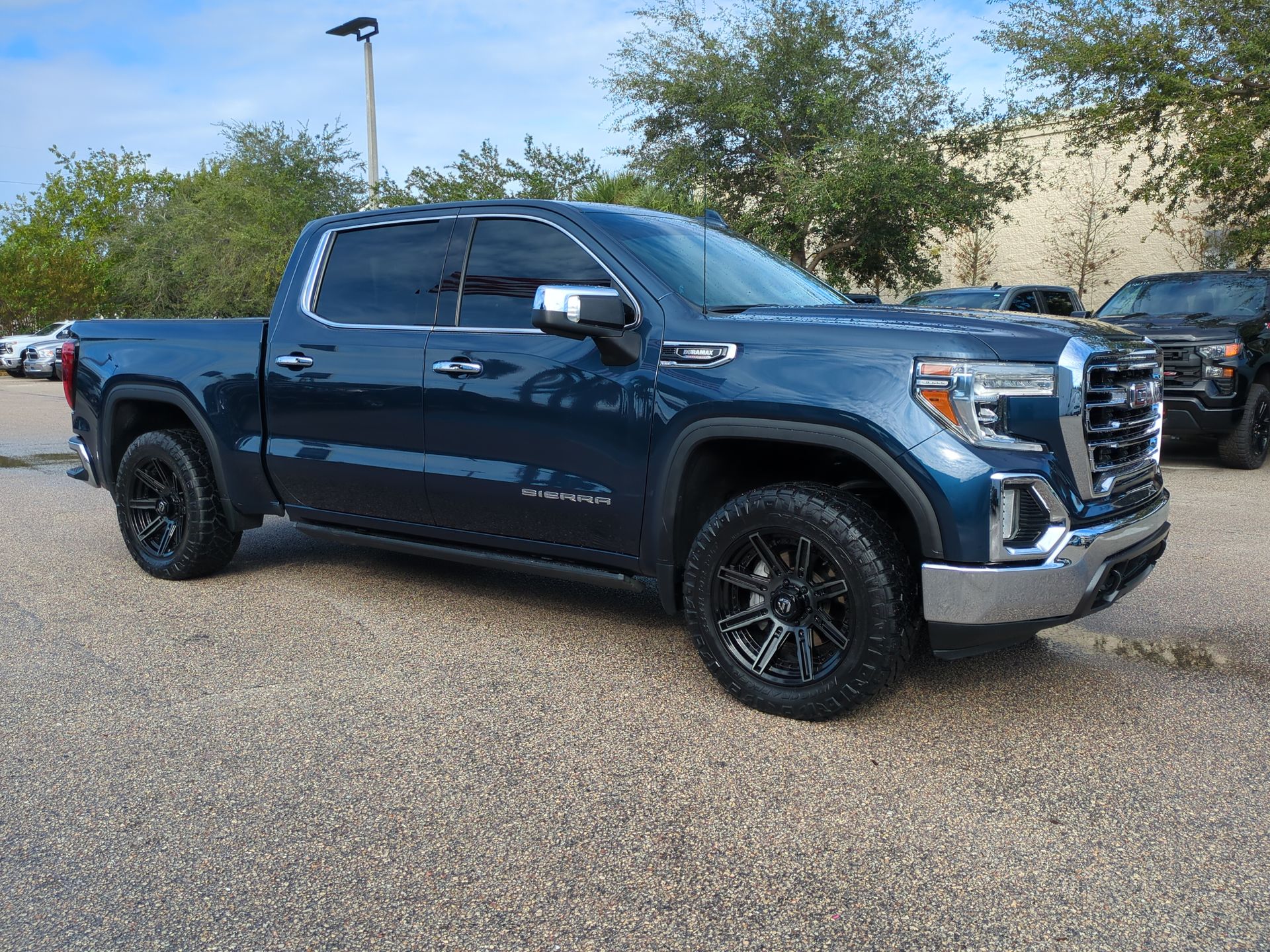 2021 GMC Sierra 1500 SLT