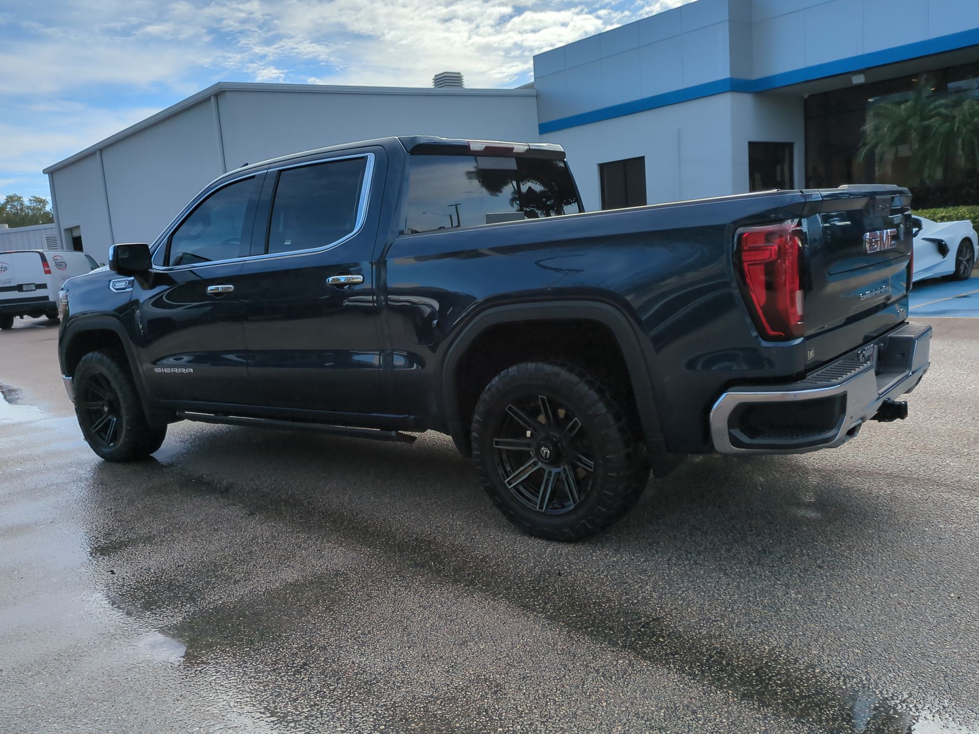 2021 GMC Sierra 1500 SLT