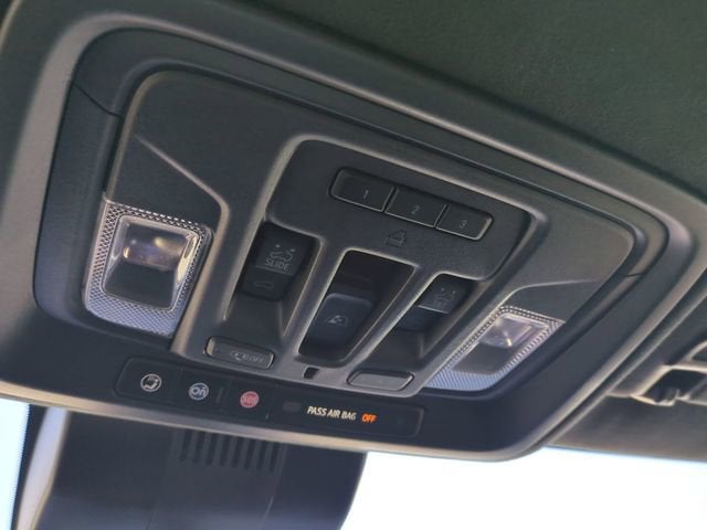 2025 GMC Sierra 1500 AT4X