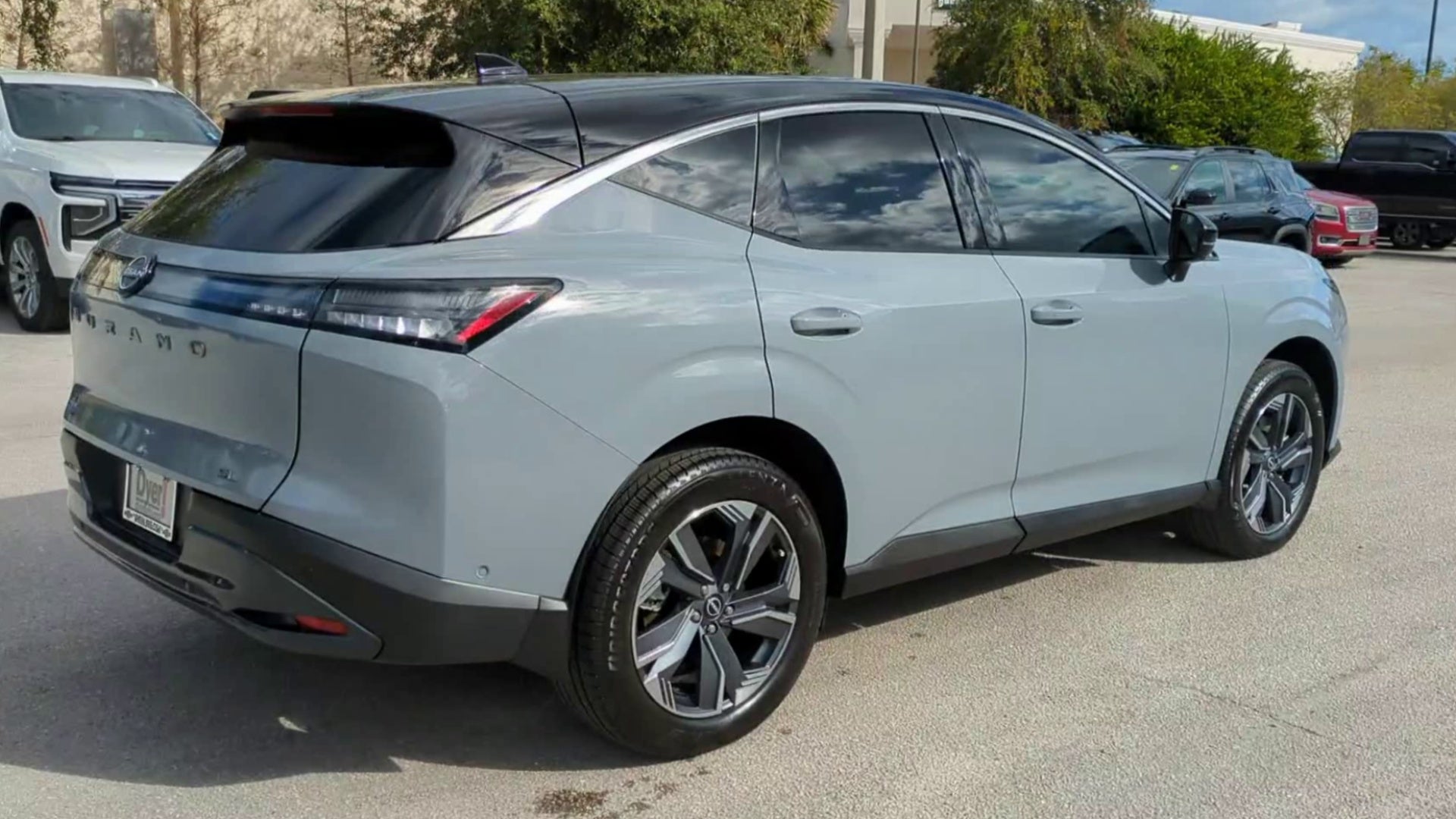 2025 Nissan Murano SL