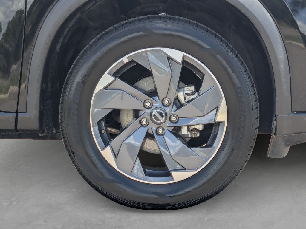 2024 Nissan Rogue SV FWD