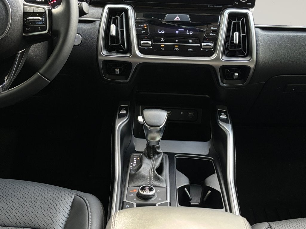 2023 Kia Sorento X-Line EX