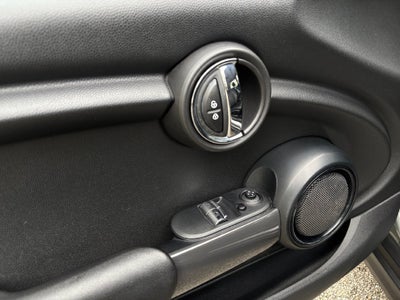 2017 MINI Hardtop Cooper