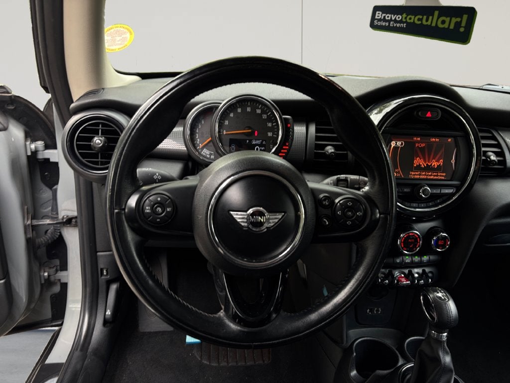 2017 MINI Hardtop Cooper