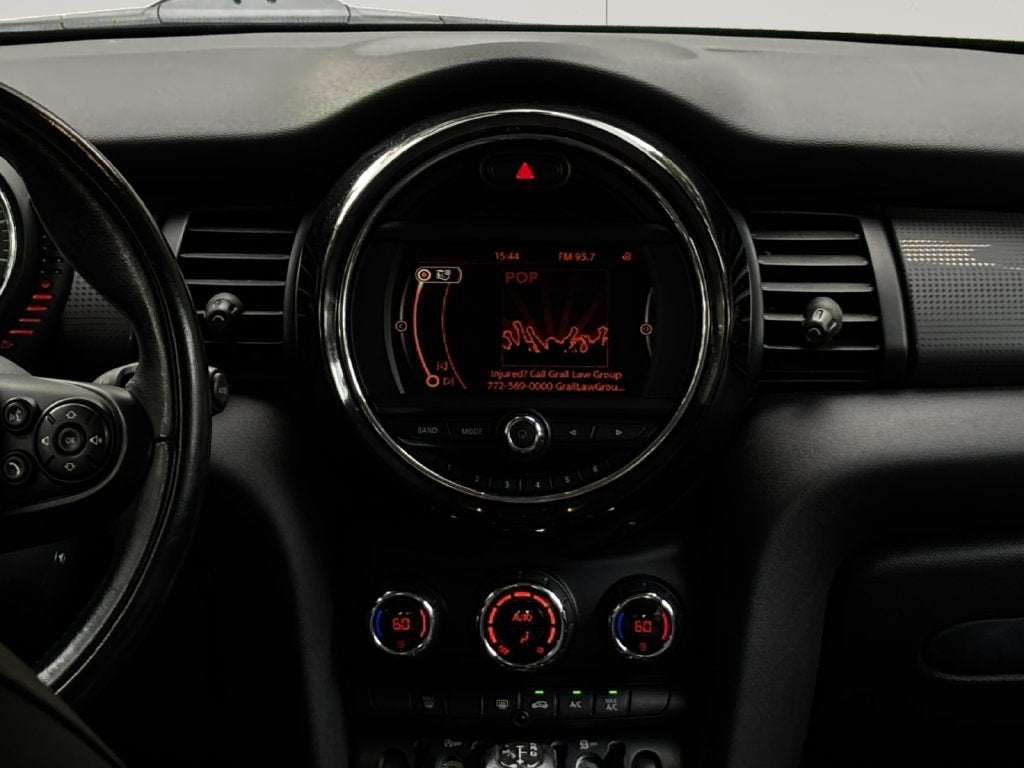 2017 MINI Hardtop Cooper