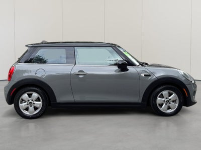 2017 MINI Hardtop Cooper