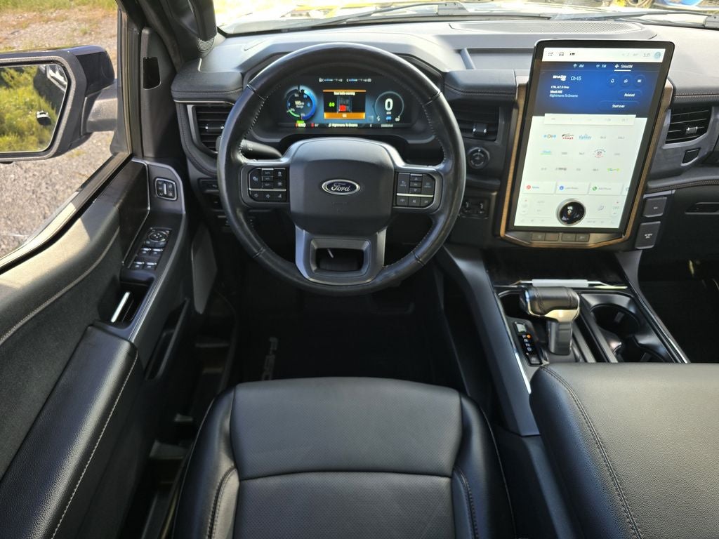2023 Ford F-150 Lightning Lariat