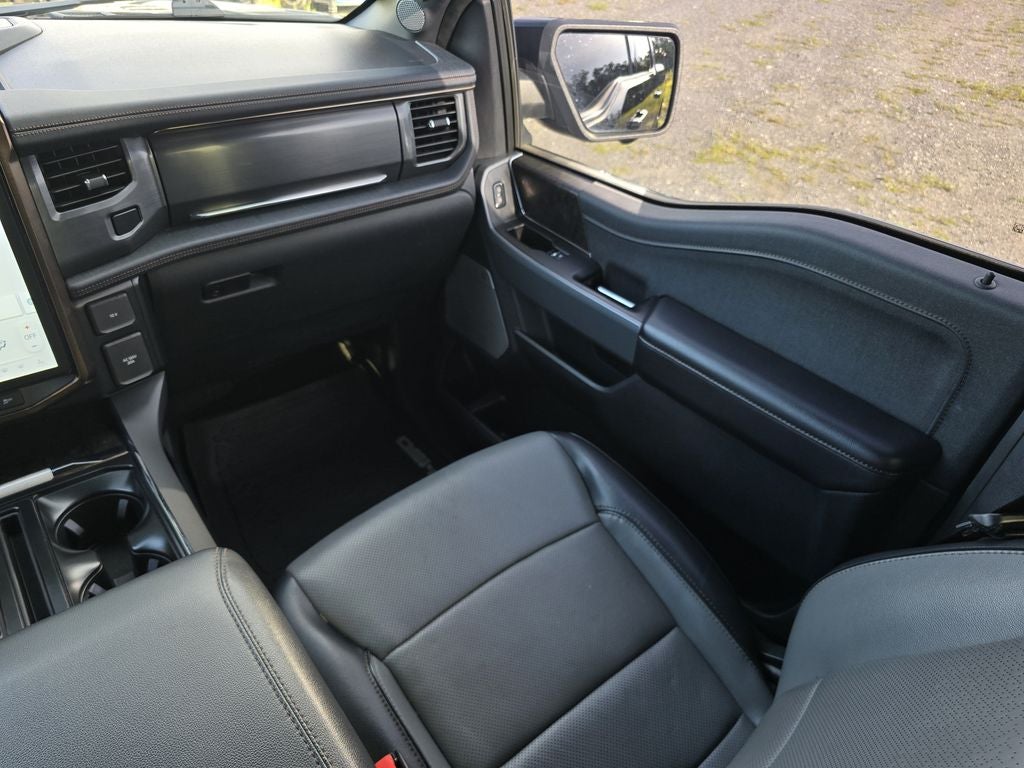 2023 Ford F-150 Lightning Lariat