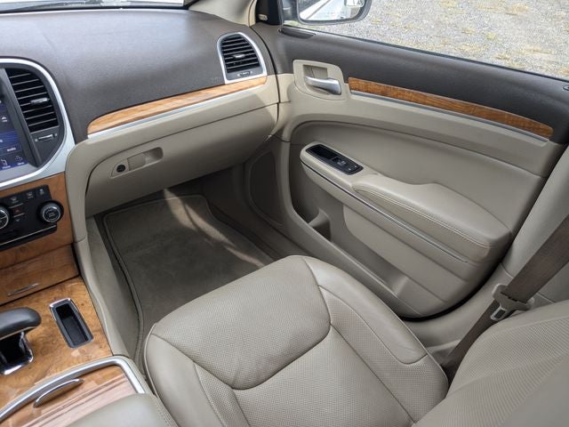 2014 Chrysler 300 C