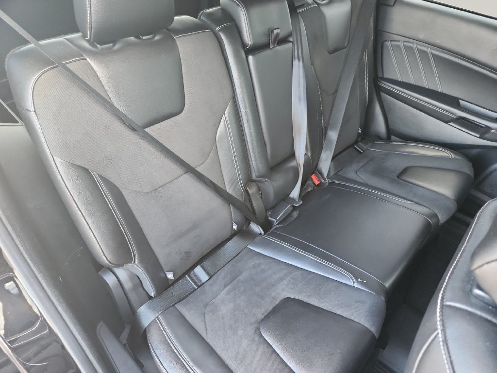 2023 Ford Edge ST