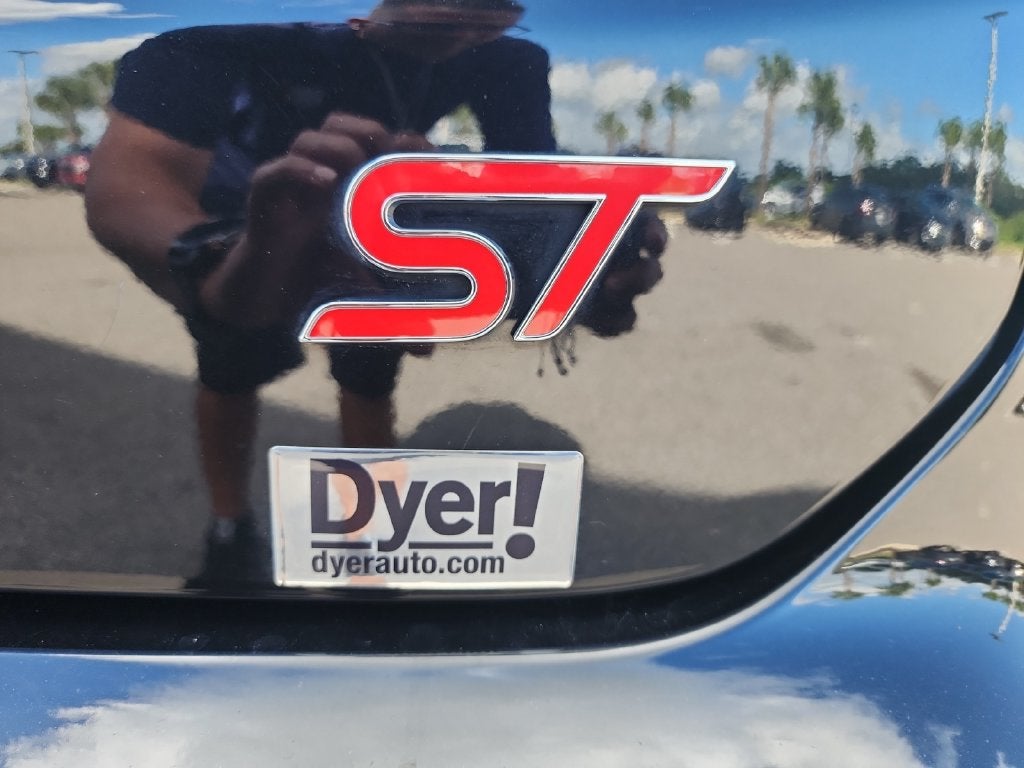 2023 Ford Edge ST
