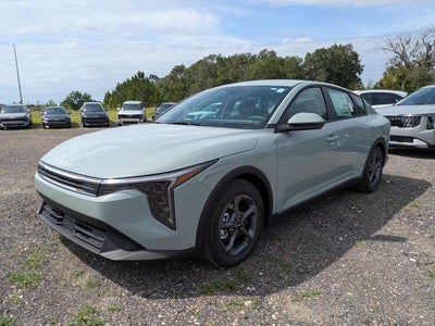 2026 Kia K4 LXS