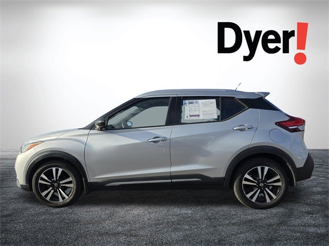 2020 Nissan Kicks SR