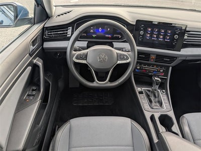 2025 Volkswagen Jetta 1.5T SE