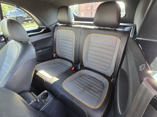 2017 Volkswagen Beetle 1.8T Dune