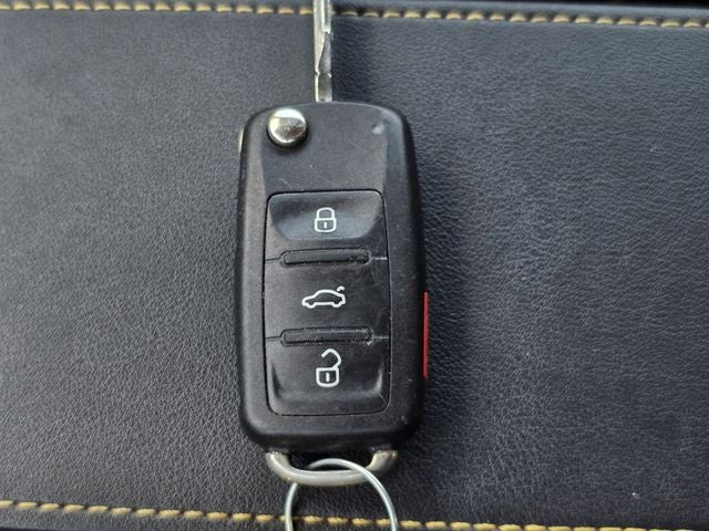 2017 Volkswagen Beetle 1.8T Dune
