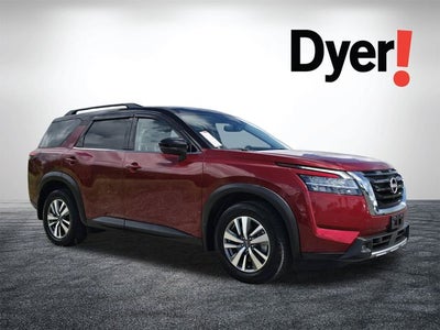 2022 Nissan Pathfinder SL