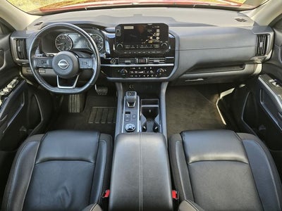2022 Nissan Pathfinder SL