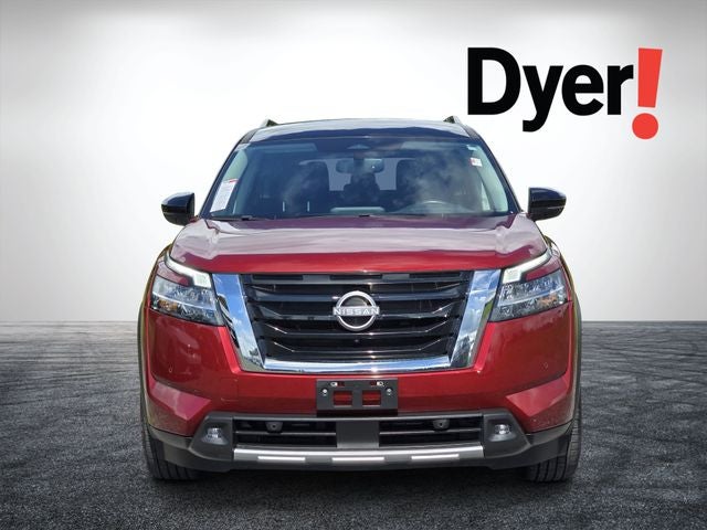 2022 Nissan Pathfinder SL