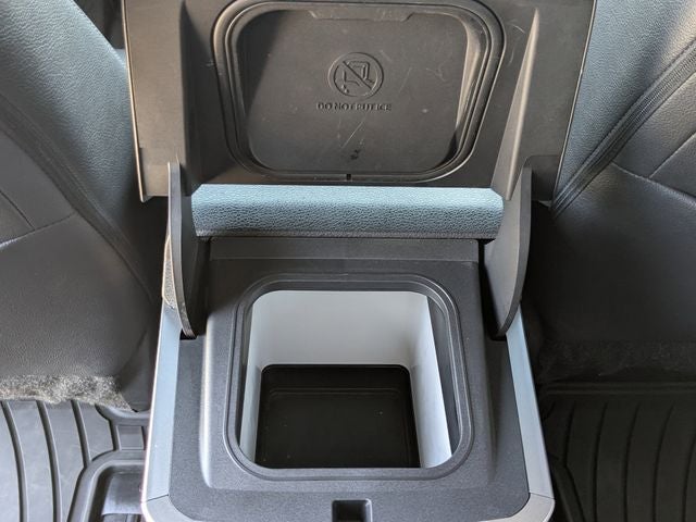 2025 Toyota Sienna Platinum 7 Passenger