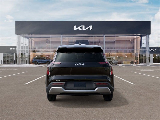 2026 Kia EV9 Light Long Range