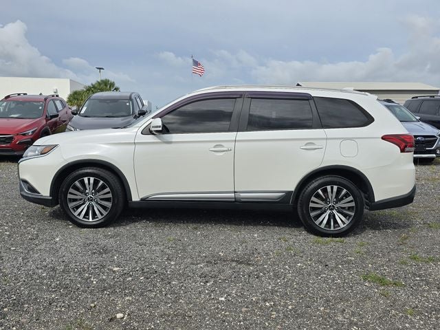 2019 Mitsubishi Outlander SE
